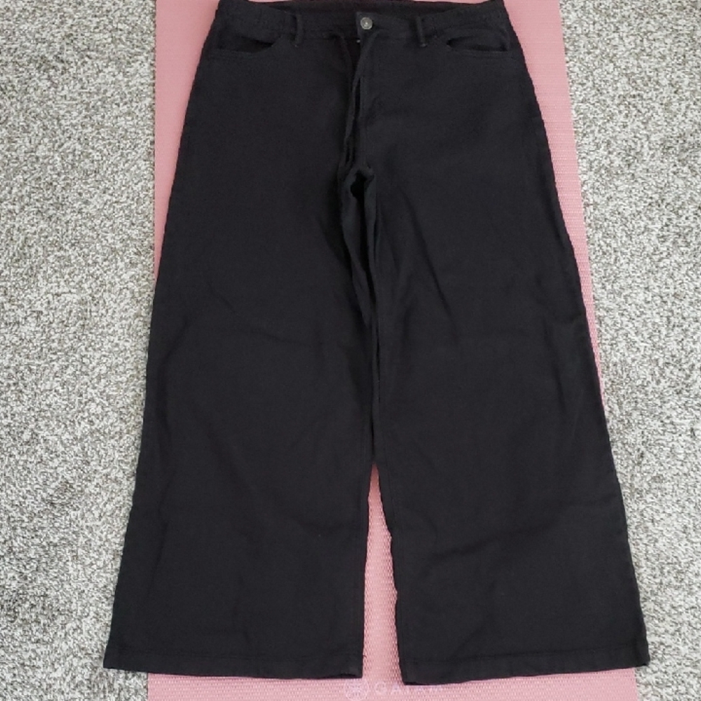 American Eagle Ultra Wide Leg Jean Black EUC